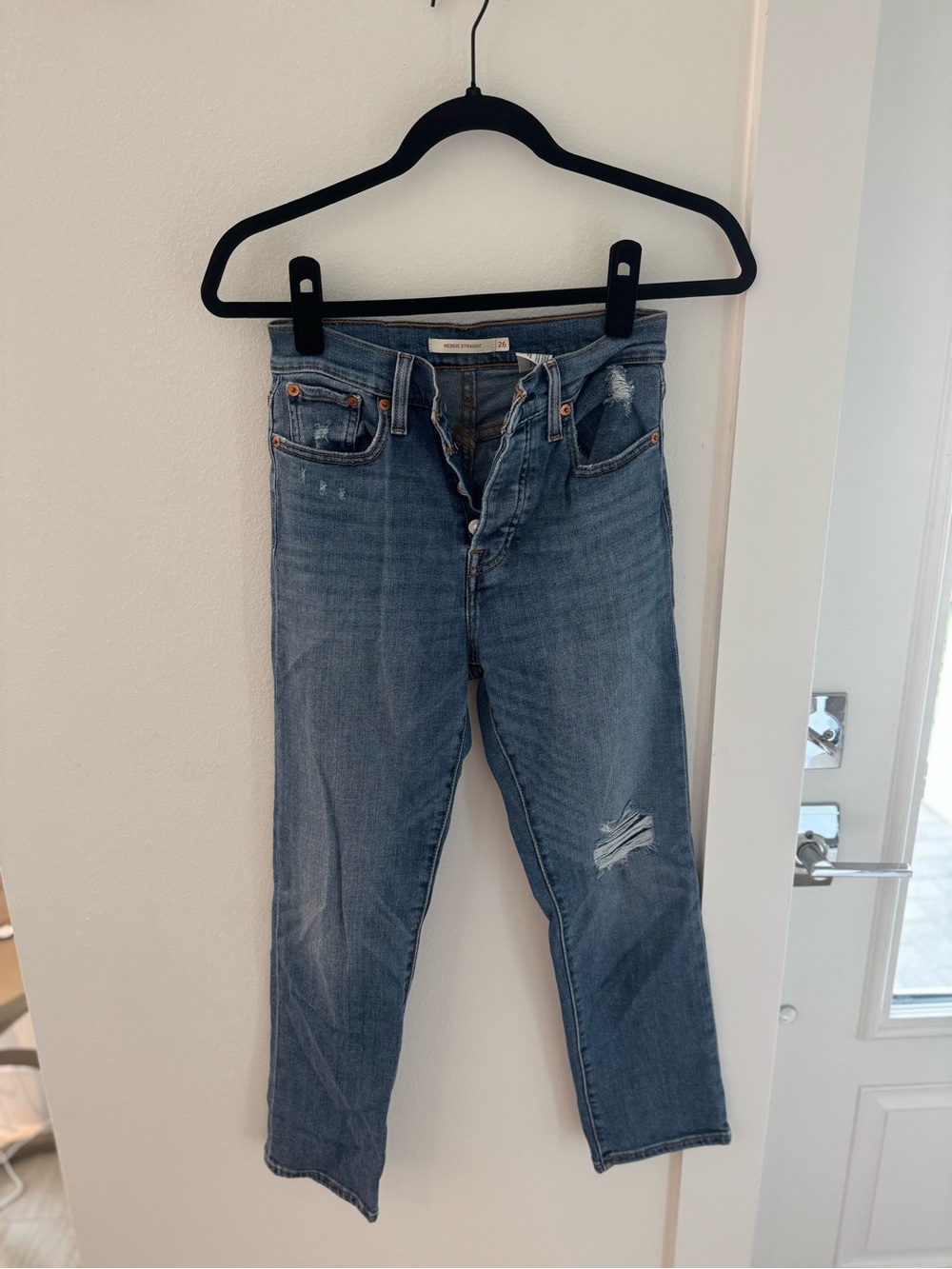 Levi’s Classic Blue Distressed Women's Jeans